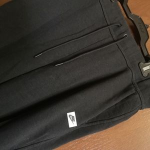 2/30$ Nike sweatpants